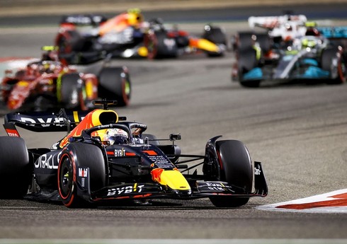 Verstappen Formula 1 Avstriya Qran Prisində sprint yarışda qalib olub