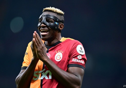 Viktor Osimhen zədə səbəbindən Avropa Liqasında 