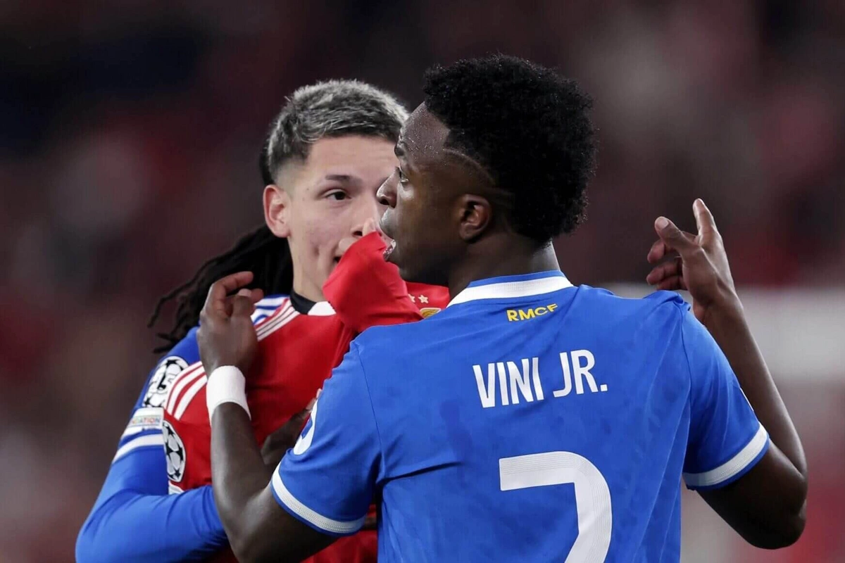 Vinisiusu təhqir edən futbolçuya CƏZA VERİLDİ