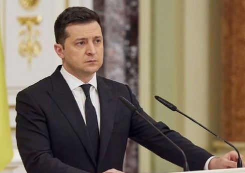 Volodimir Zelenski Böyük Britaniyaya gedib