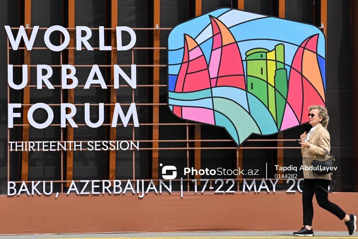 WUF13-ün bağlanış mərasimindən əvvəl mətbuat konfransı keçirilir - CANLI