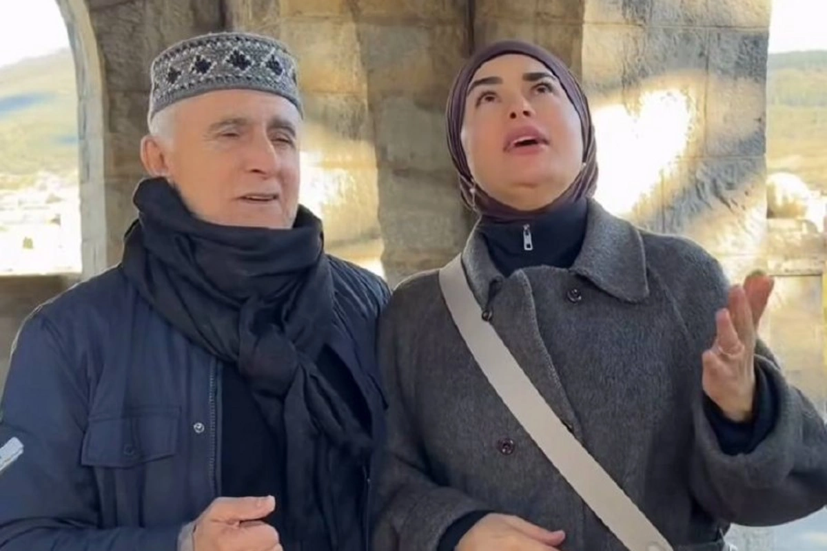 Xalq artistindən qızı ilə İspaniyada CANLI İFA