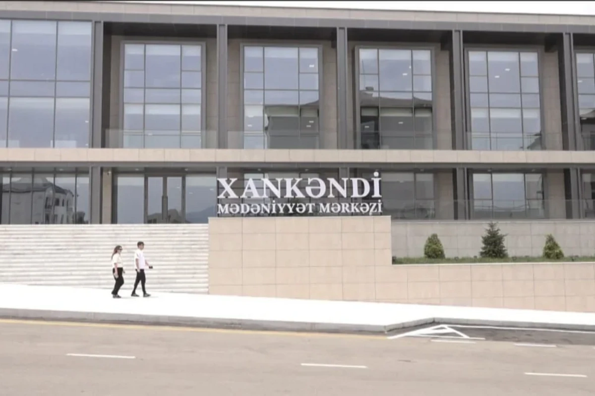 Xankəndidə ötən əsrin sonlarında inşa edilən Mədəniyyət Mərkəzi yenidən istifadəyə verilib Xankəndidə ötən əsrin sonlarında inşa edilən Mədəniyyət Mərkəzi yenidən istifadəyə verilib