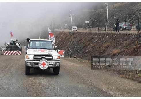 Xankəndi-Laçın yolunda BQXK-nın avtomobilləri maneəsiz hərəkət ediblər 