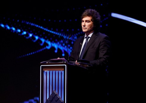 Xavyer Miley Argentinanın yeni Prezidenti seçilib