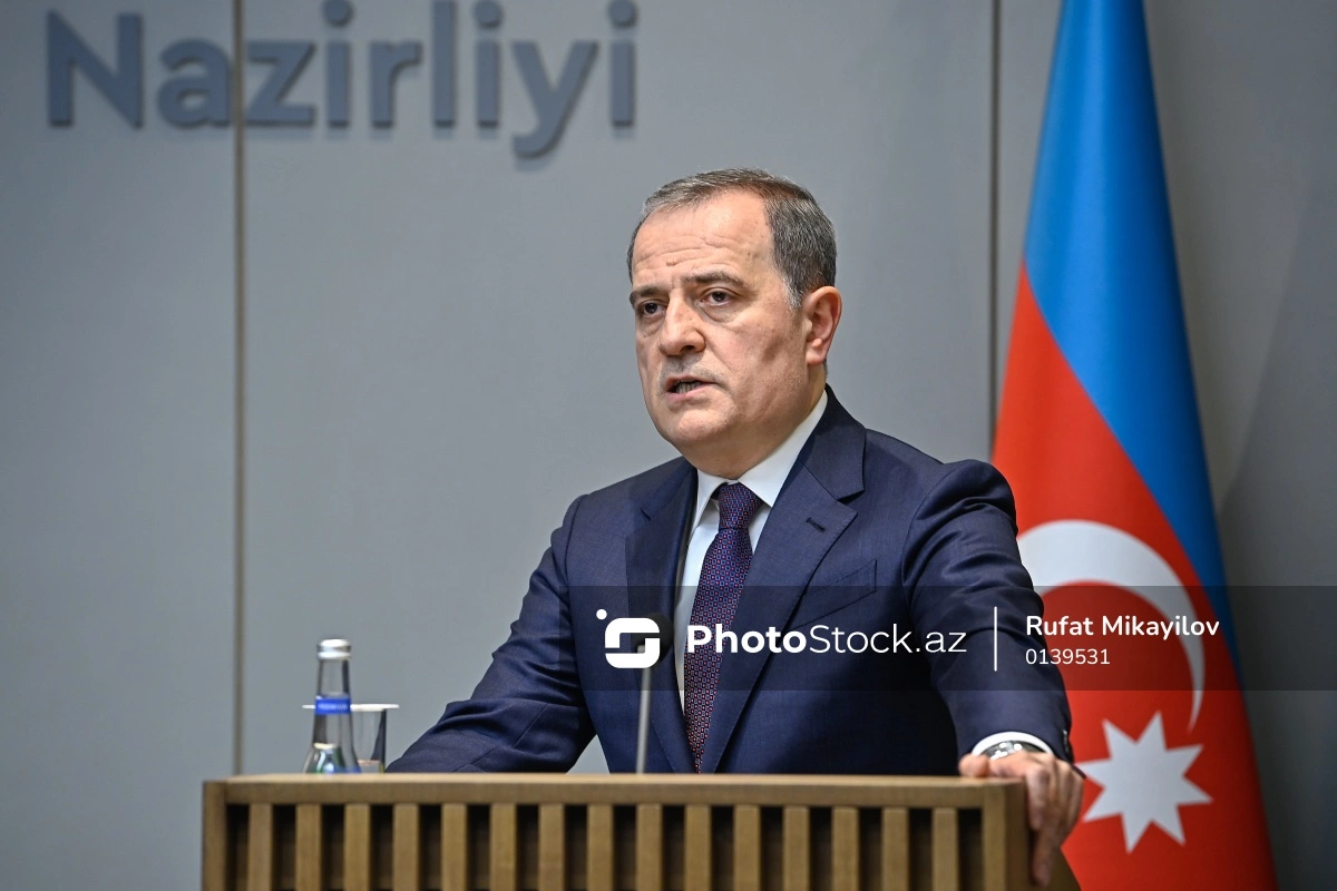 XİN başçısı: İranda vətəndaşları olan 50-dən çox ölkə təxliyə üçün Azərbaycana müraciət edib
