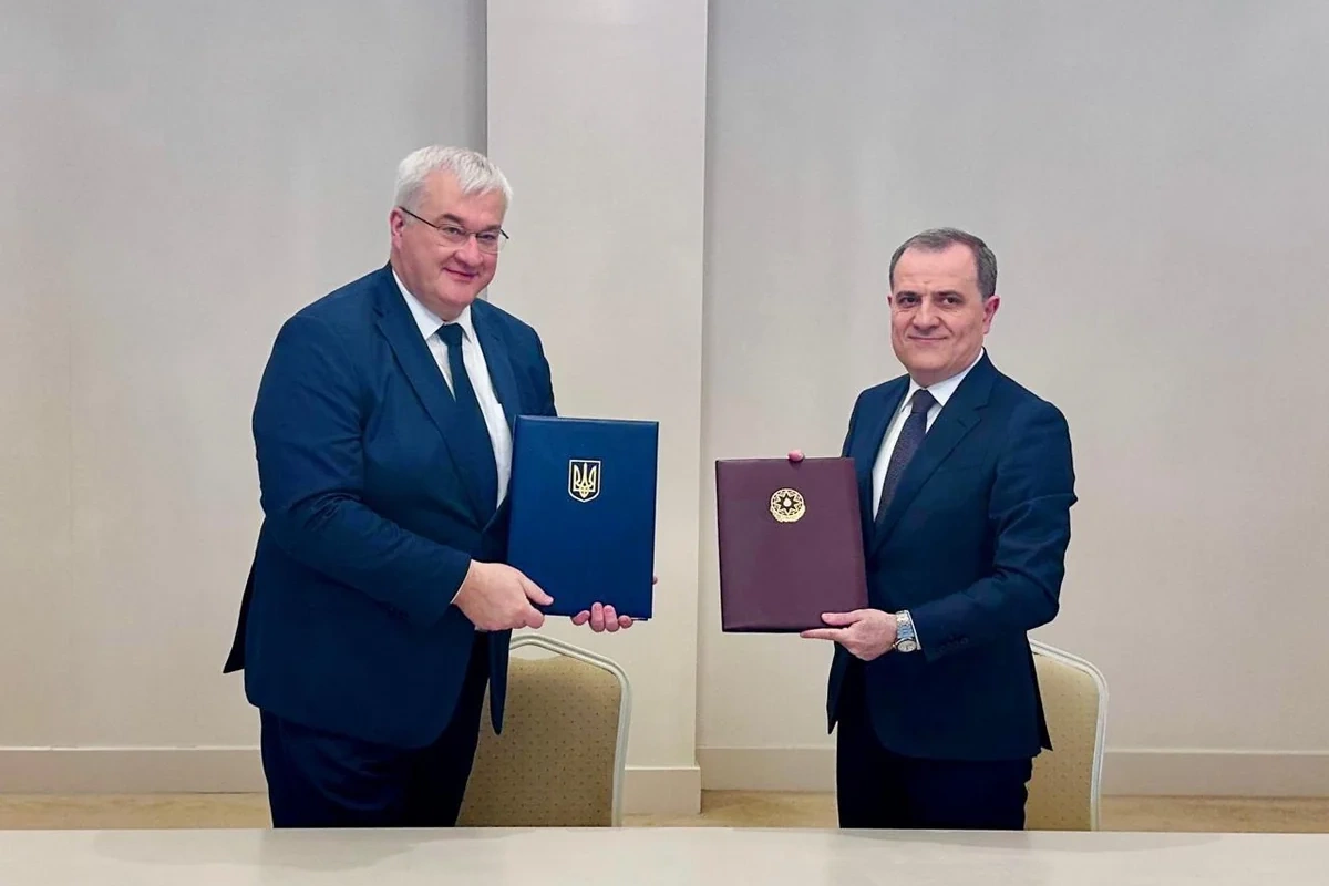 XİN Ukrayna ilə imzalanan saziş haqqında məlumat yayıb