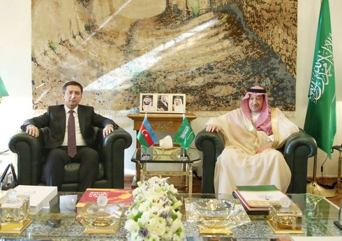 XİN başçısının müavini səudiyyəli həmkarını Azərbaycanın sülh təşəbbüsləri barədə məlumatlandırıb