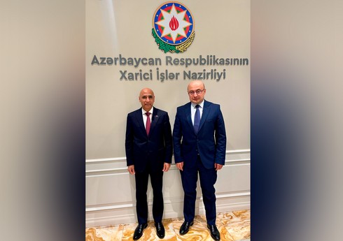 XİN-in idarə rəisi BƏƏ səfiri ilə iqtisadi əməkdaşlığın perspektivlərini müzakirə edib