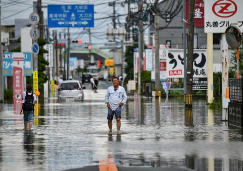 Yaponiyada leysan altı nəfərin həyatına son qoyub