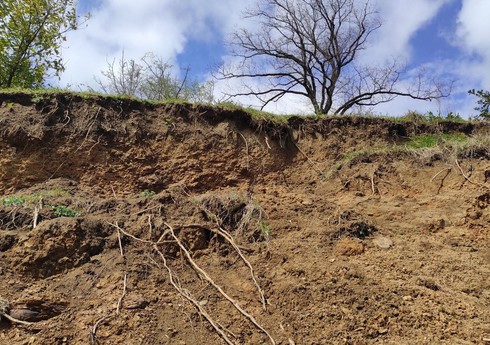 Yardımlıda uçqun olub, rayon sakini torpağın altında qalaraq ölüb