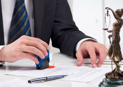 Yaxın qohumları Azərbaycan vətəndaşı olanlara daimi yaşamaq icazəsi verilib