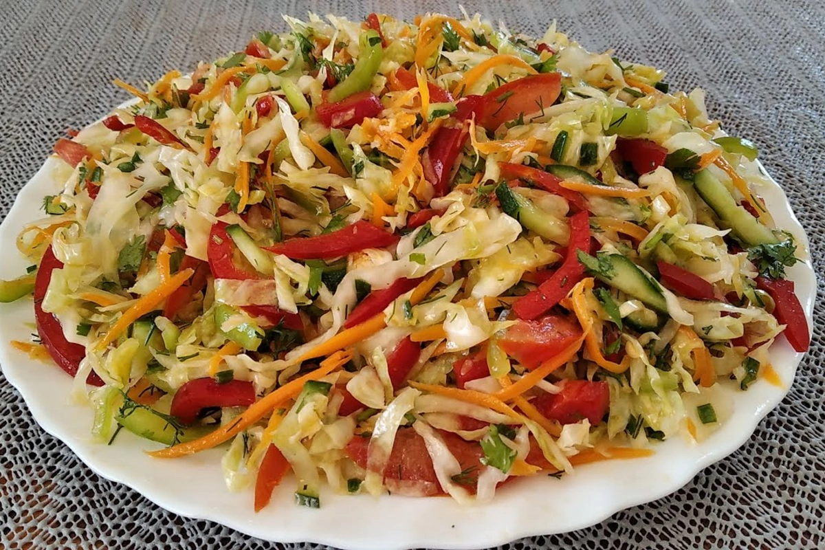 Yay aylarında bu salatlar zəhərlənməyə səbəb ola bilər