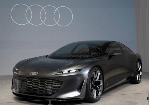 Yeni “Audi A8” tarixdəki ən güclü seriya modeli olacaq