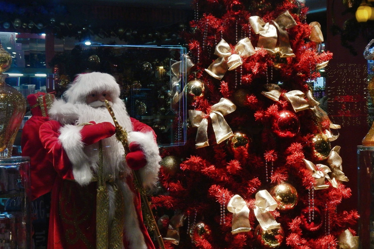 Yeni ildə Şaxta babadan hədiyyə gözləyən bu bürclərin xəyalı puç olacaq Yeni ildə Şaxta babadan hədiyyə gözləyən bu bürclərin xəyalı puç olacaq