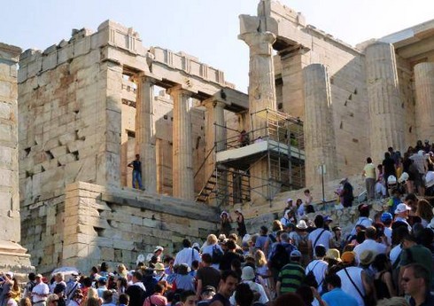 Yunanıstan Akropola gündəlik ziyarətçi sayını məhdudlaşdırıb