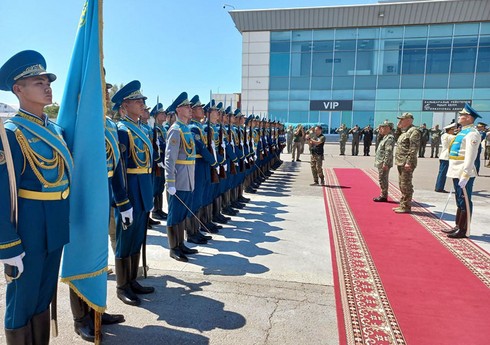 Zakir Həsənov Qazaxıstana səfər edib