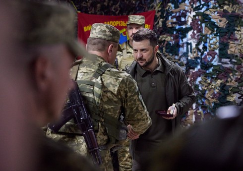 Zelenski: “Ukrayna ordusu Donbasda irəliləyir”