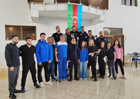 Üzgüçülük üzrə uşaq liqasının mərhələ yarışları keçirilib