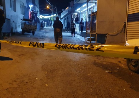İzmirdə toyda atəş açılıb, ölən və yaralananlar var